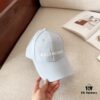 BALENCIAGA New Arrival Stylish Baseball Cap, High-Quality Breathable Design for All Seasons