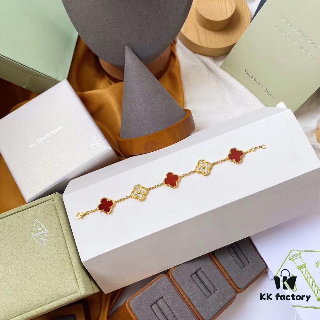 Van Cleef & Arpels 2019 New Arrival 50th Anniversary Limited Edition Five-Flower Mother-of-Pearl Bracelet with Red Agate and Gold