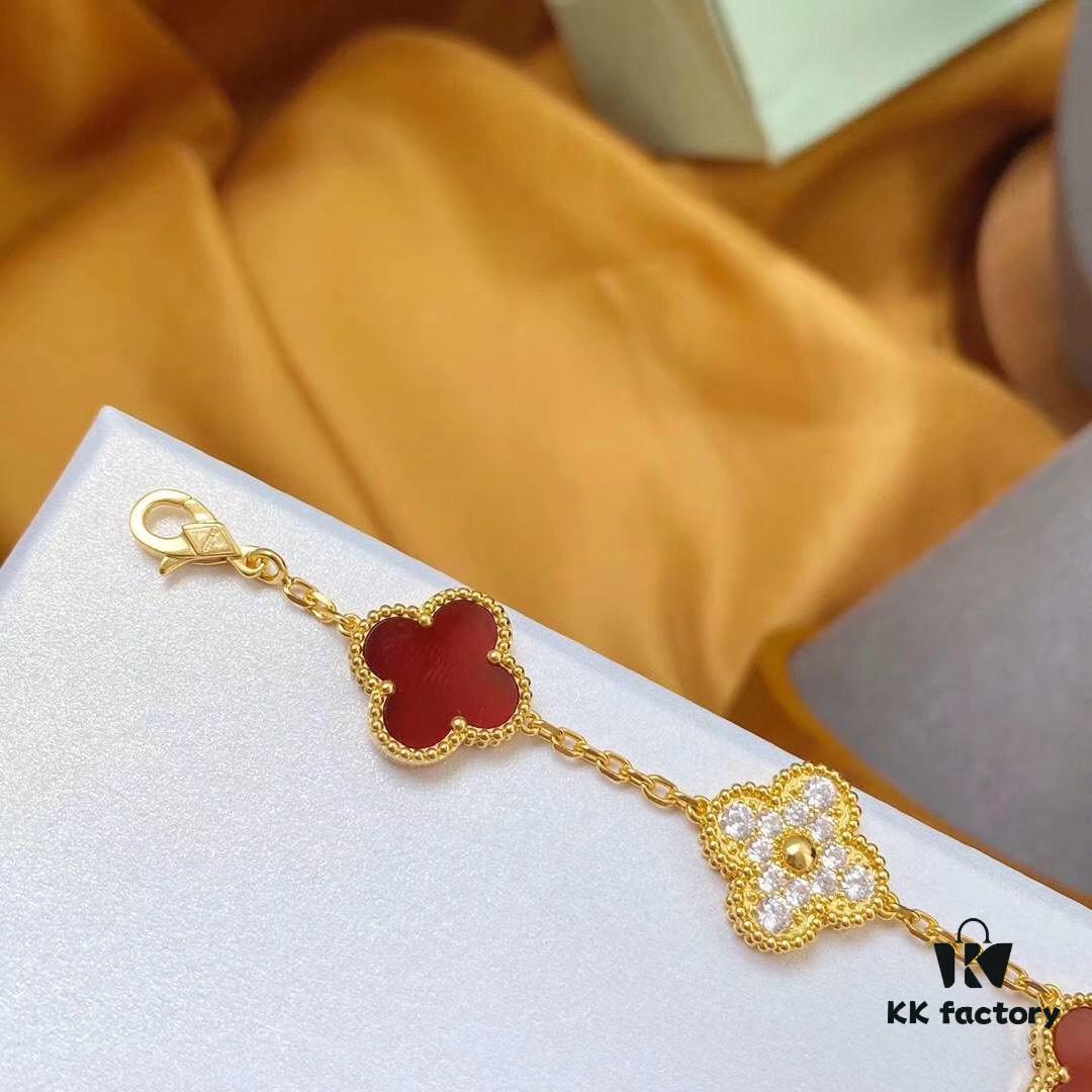 Van Cleef & Arpels 2019 New Arrival 50th Anniversary Limited Edition Five-Flower Mother-of-Pearl Bracelet with Red Agate and Gold