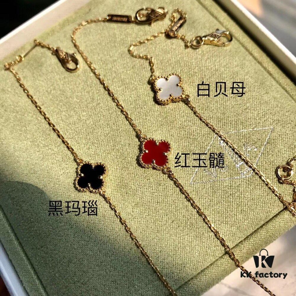 925 Sterling Silver VCA Cleef & Arpels Alhambra Bracelet Mini Four-Leaf Clover