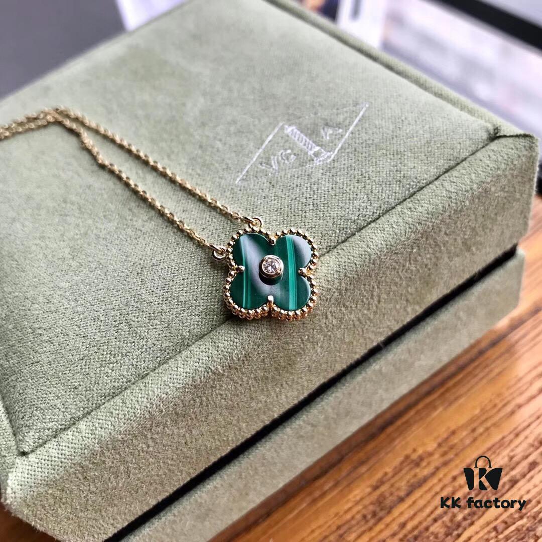 Van Cleef & Arpels Clover Diamond Necklace in Silver Version