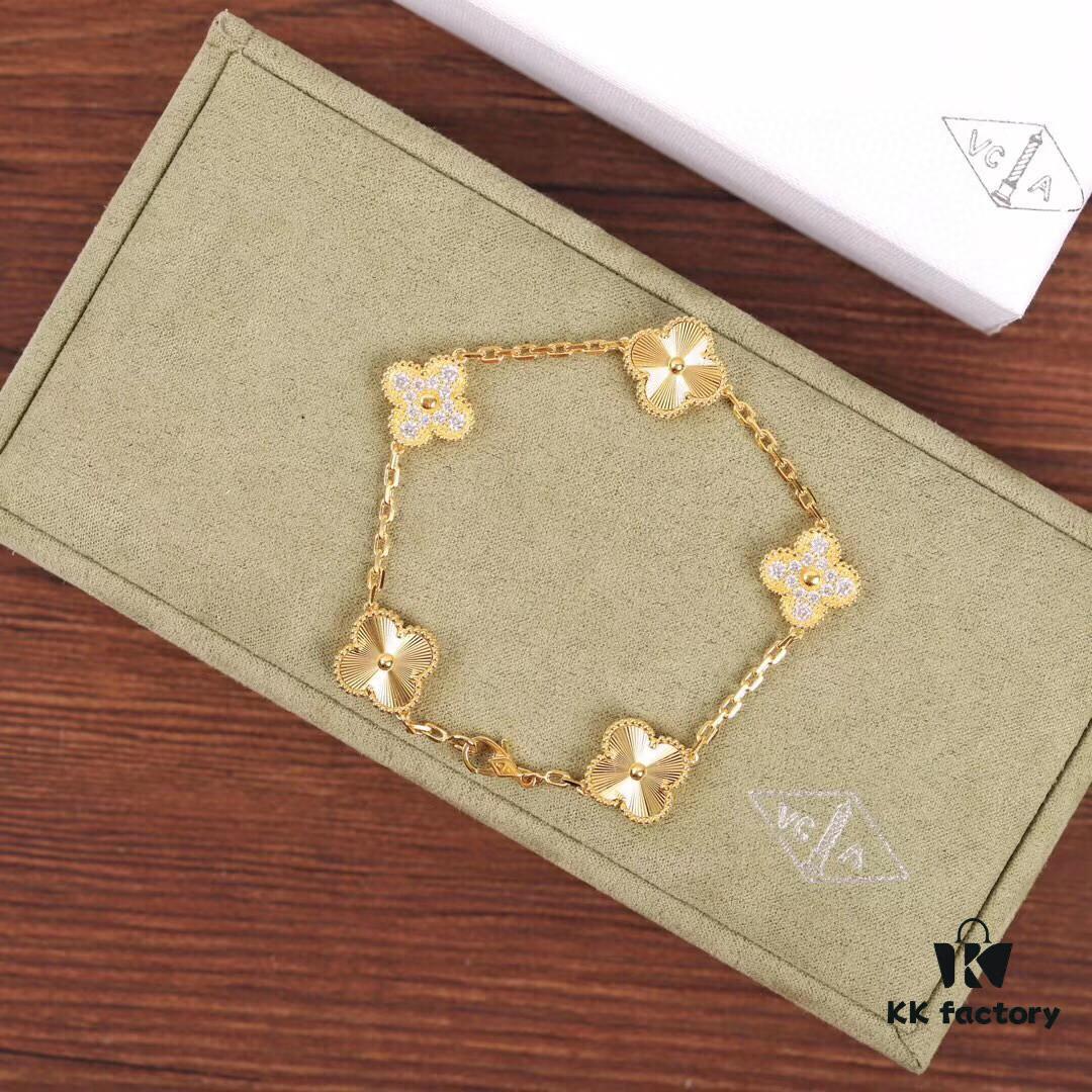 VCA Gold Stripe Four-Leaf Clover Bracelet