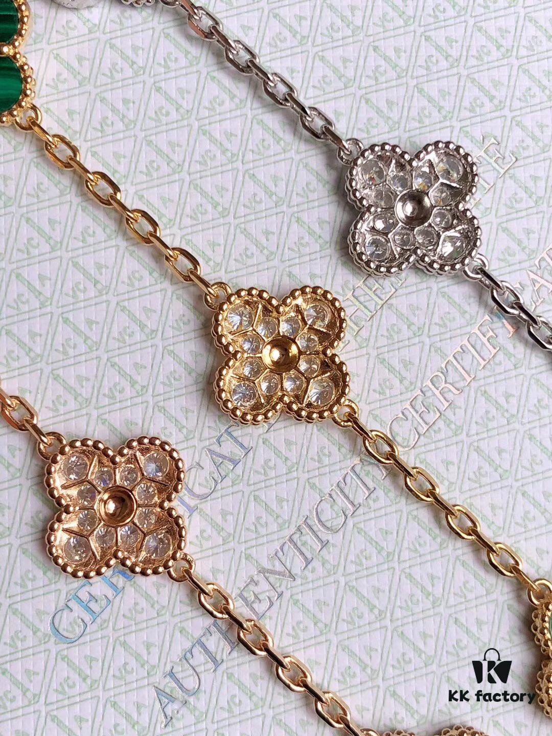 VCA Tricolor Five-Petal Diamond-Inlaid 50th Anniversary Commemorative Bracelet with Natural Stones and Natural Gray Mother of Pearl