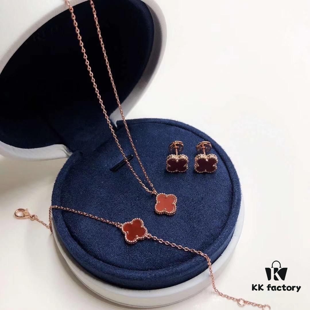 Van Cleef & Arpels Mini Alhambra ✨ Sterling Silver with 18K Rose Gold Plating, Inlaid with Selected Natural Mother of Pearl