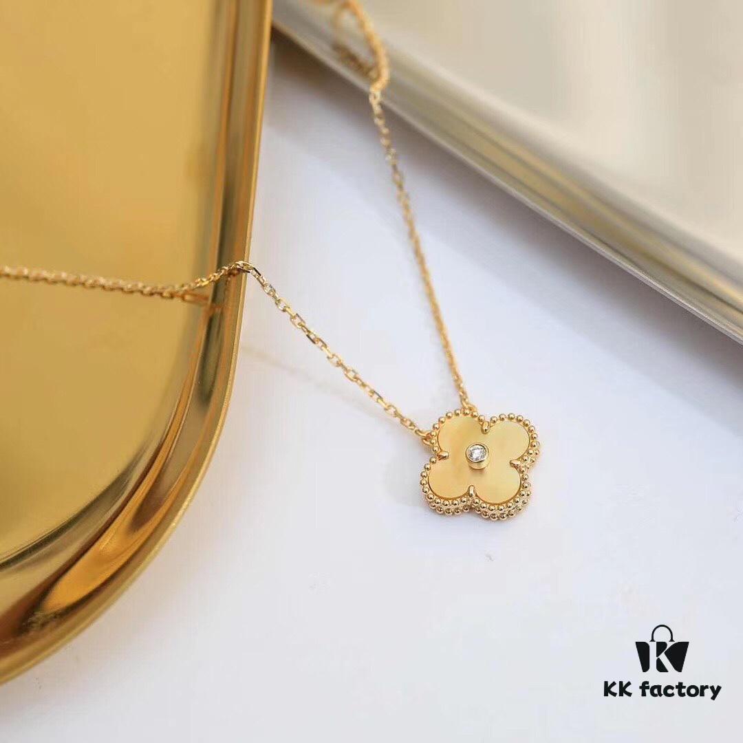 Van Cleef & Arpels Vintage Alhambra Christmas Collection, 18K Yellow Gold with Golden Mother-of-Pearl and Diamond Accent