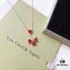 VCA Van Cleef & Arpels Sweet Series Rose Heart Pendant Tassel Necklace, High-End Custom Crafted with Imported S925 Sterling Silver and Natural Red Agate, Counter Proportion, Original Clasp