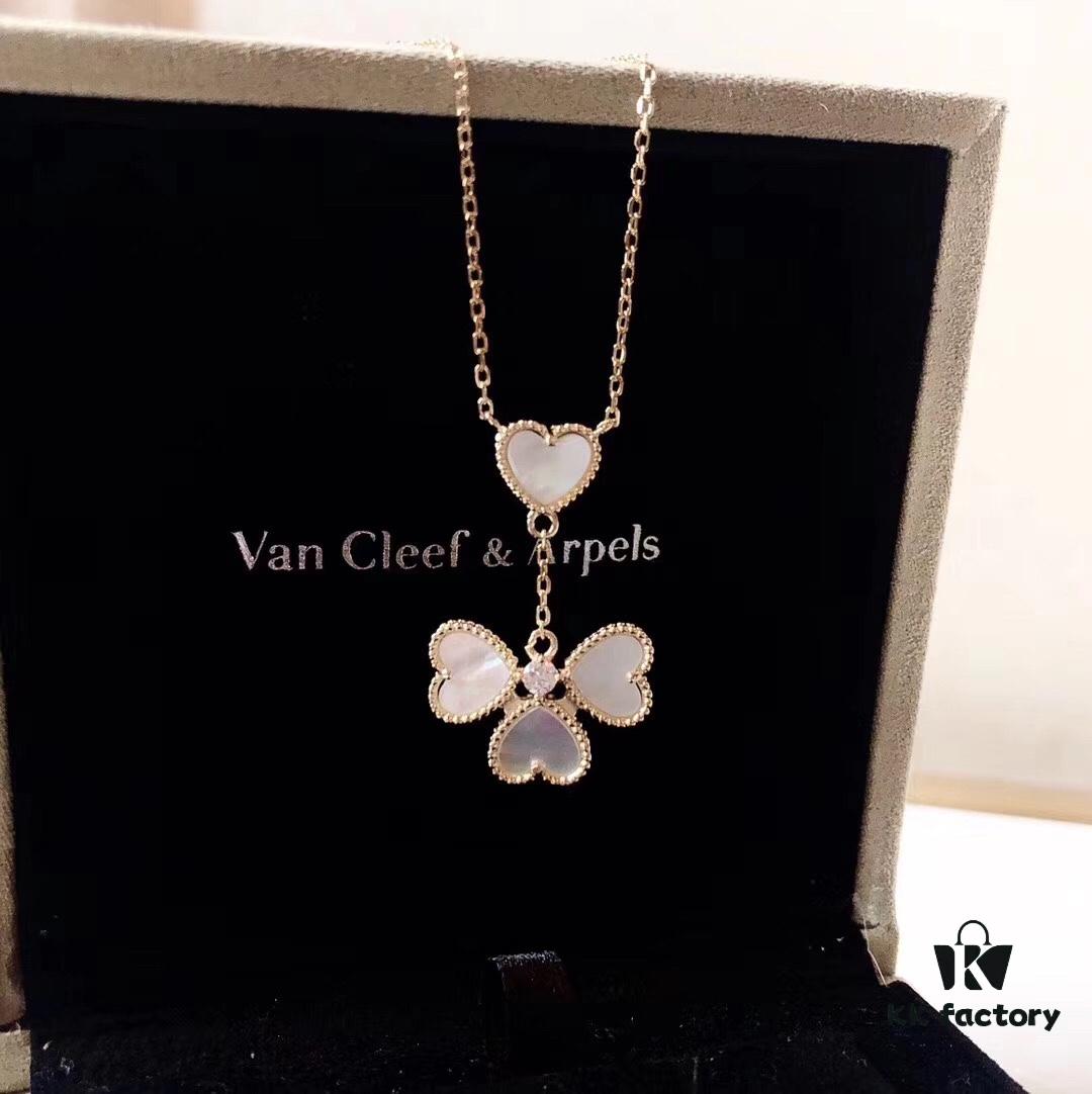 VCA Van Cleef & Arpels Sweet Series Rose Heart Pendant Tassel Necklace, High-End Custom Crafted with Imported S925 Sterling Silver and Natural Red Agate, Counter Proportion, Original Clasp