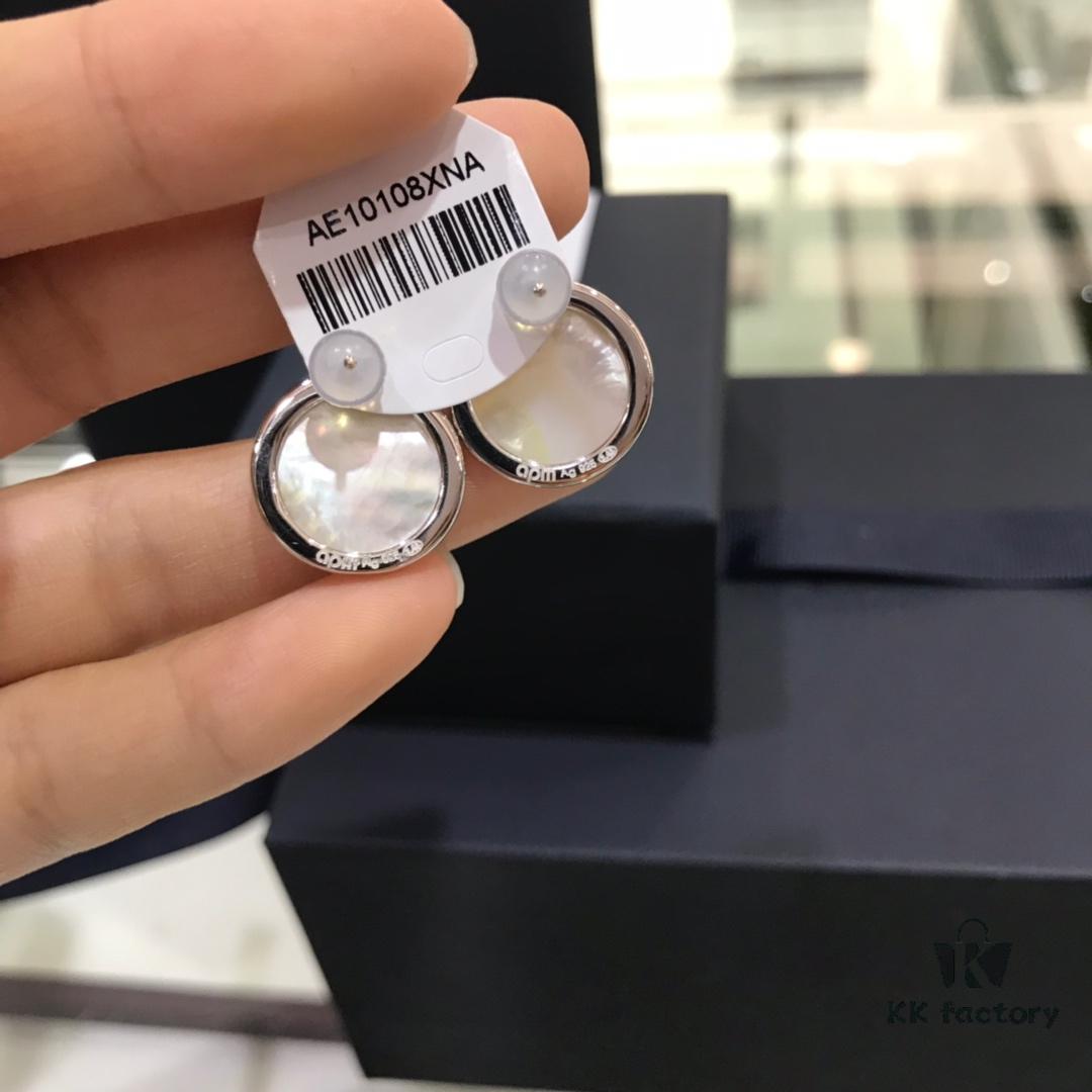 APM Monaco Women's Two-Way Earrings, Elegant Four-Leaf Clover White Mother-of-Pearl Studs, Versatile and Chic