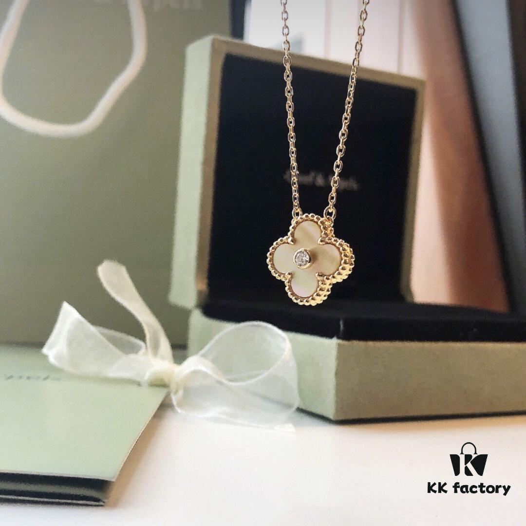 Van Cleef & Arpels Four-Leaf Clover Necklace