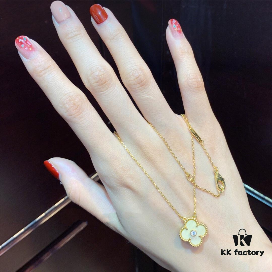 Van Cleef & Arpels Four-Leaf Clover Necklace