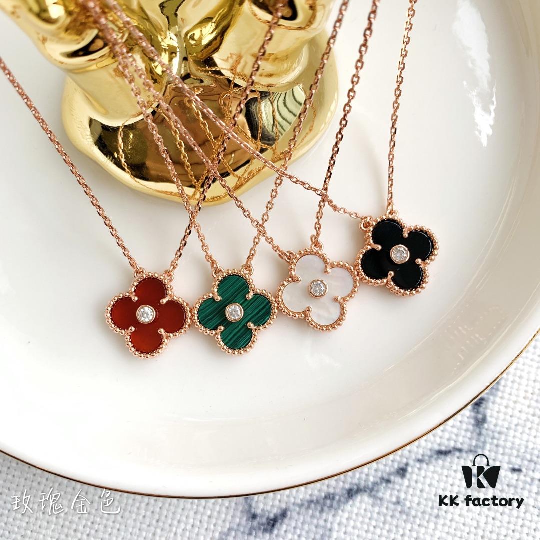 🎄Christmas Gift 🎁 Van Cleef & Arpels Alhambra Clover Necklace with Natural Black Onyx, Red Jasper, White Mother-of-Pearl, and Malachite in Rose Gold, Yellow Gold, and White Gold Plated 925 Sterling Silver from Germany