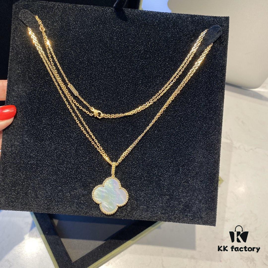 Large Clover, Iridescent White Mother of Pearl