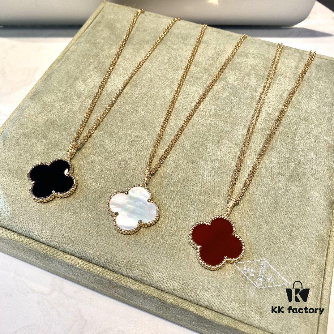 Large Clover, Iridescent White Mother of Pearl