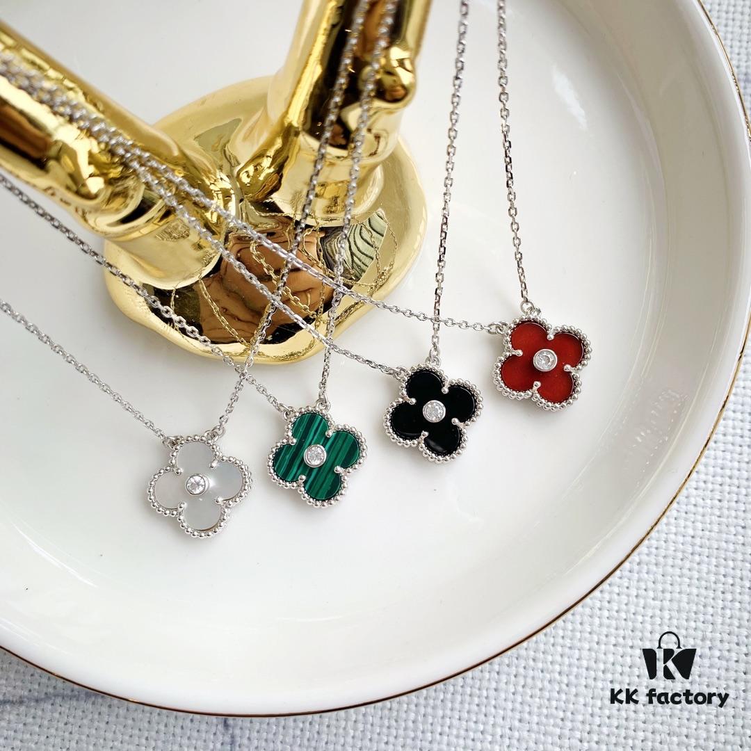 Christmas Gift 🎄 Van Cleef & Arpels Alhambra Clover Necklace with Natural Black Onyx, Red Jasper, White Mother-of-Pearl, and Malachite in 925 Sterling Silver (Imported from Germany), Available in Rose Gold, Yellow Gold, and White Gold Plating