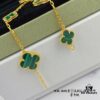 Newly Upgraded Version Compatible with 925 Natural Malachite VCA New Five-Petal Four-Leaf Clover Bracelet, High-End Market Edition! 1:1 High-Quality Custom 925 Sterling Silver, VCA Van Cleef & Arpels Limited Edition Four-Leaf Clover Leaves, Store Exclusive Limited Model, Perfect for Travel, an Absolute Must-Have. Original Lobster Clasp, Top-Tier Quality Available on Market