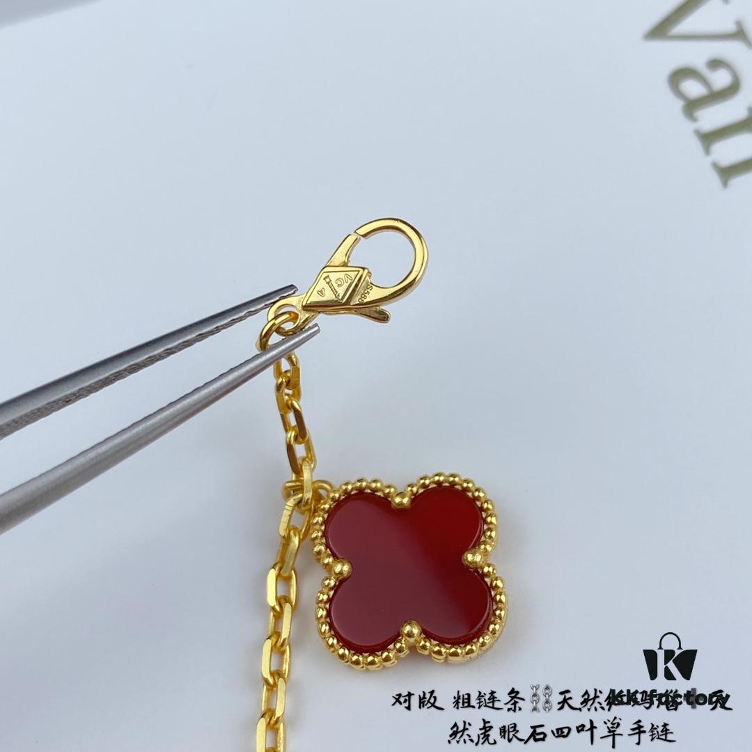 Newly Upgraded Version 925 VCA New Five-Petal Four-Leaf Clover Bracelet, High-End Market Edition! 1:1 High-Quality Custom 925 Sterling Silver VCA Van Cleef & Arpels Limited Edition Four-Leaf Clover Leaf Bracelet, Perfect for Travel, Must-Have Accessory. Original Lobster Clasp, Highest Quality Available on Market