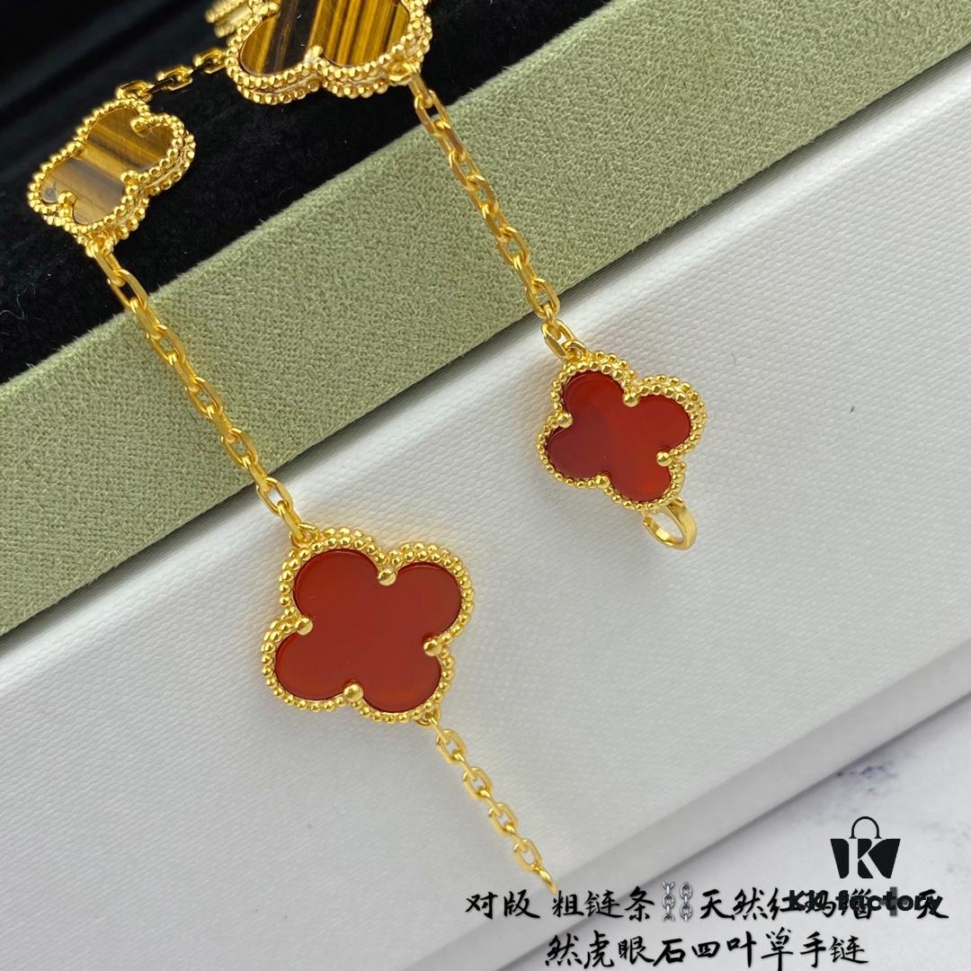 Newly Upgraded Version 925 VCA New Five-Petal Four-Leaf Clover Bracelet, High-End Market Edition! 1:1 High-Quality Custom 925 Sterling Silver VCA Van Cleef & Arpels Limited Edition Four-Leaf Clover Leaf Bracelet, Perfect for Travel, Must-Have Accessory. Original Lobster Clasp, Highest Quality Available on Market