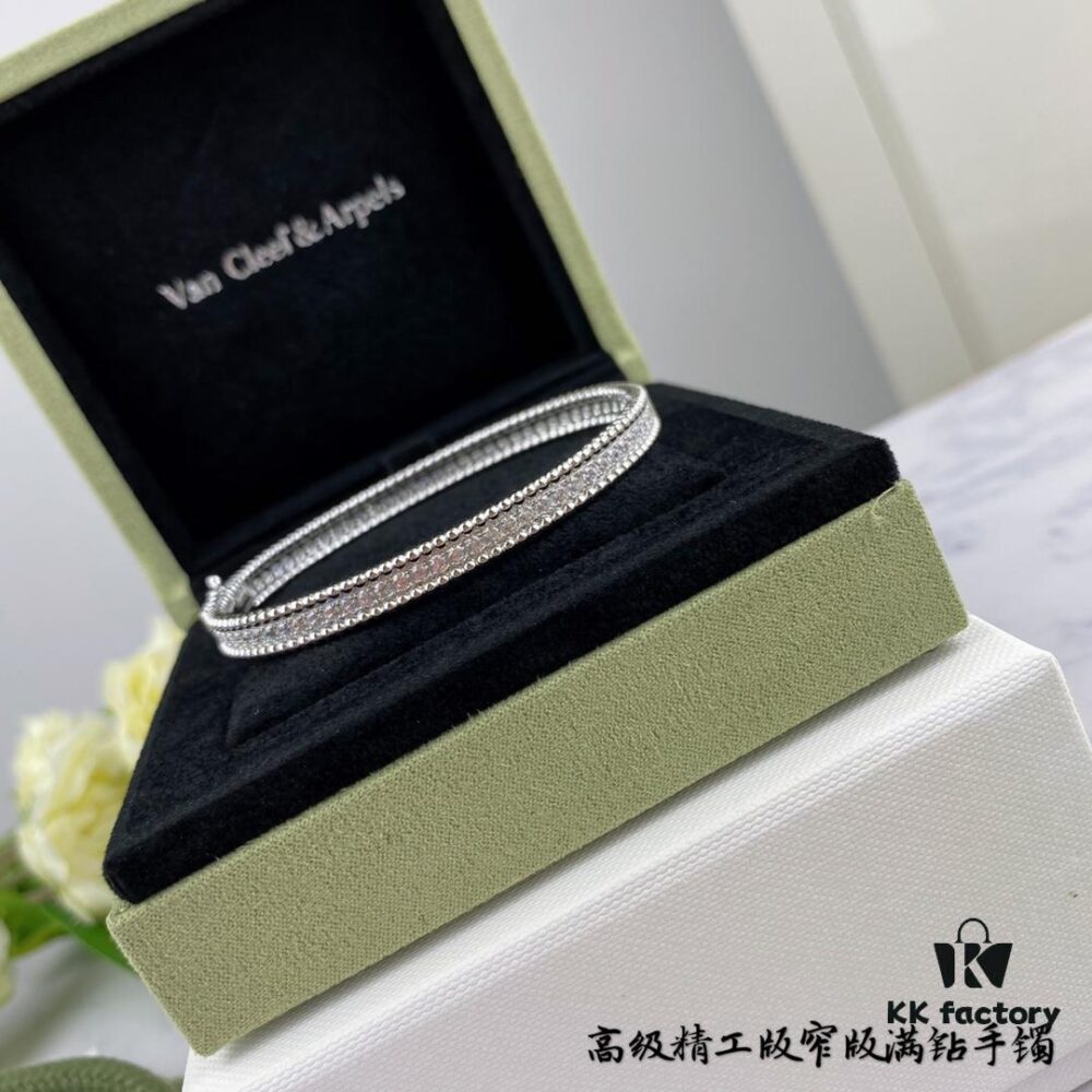 New High-End Custom VCA Van Cleef & Arpels Beaded Full Diamond Narrow Bracelet