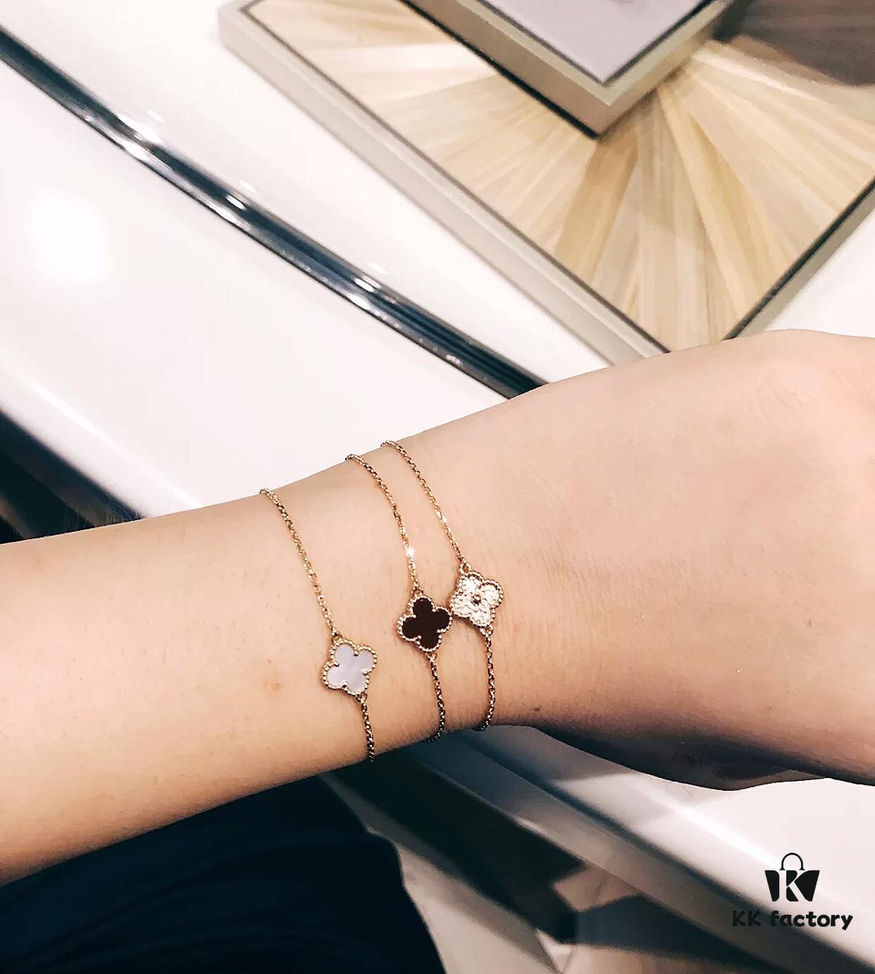 VCA Counter Version Classic Small 9mm Four-Leaf Clover Sterling Silver 925 Bracelet