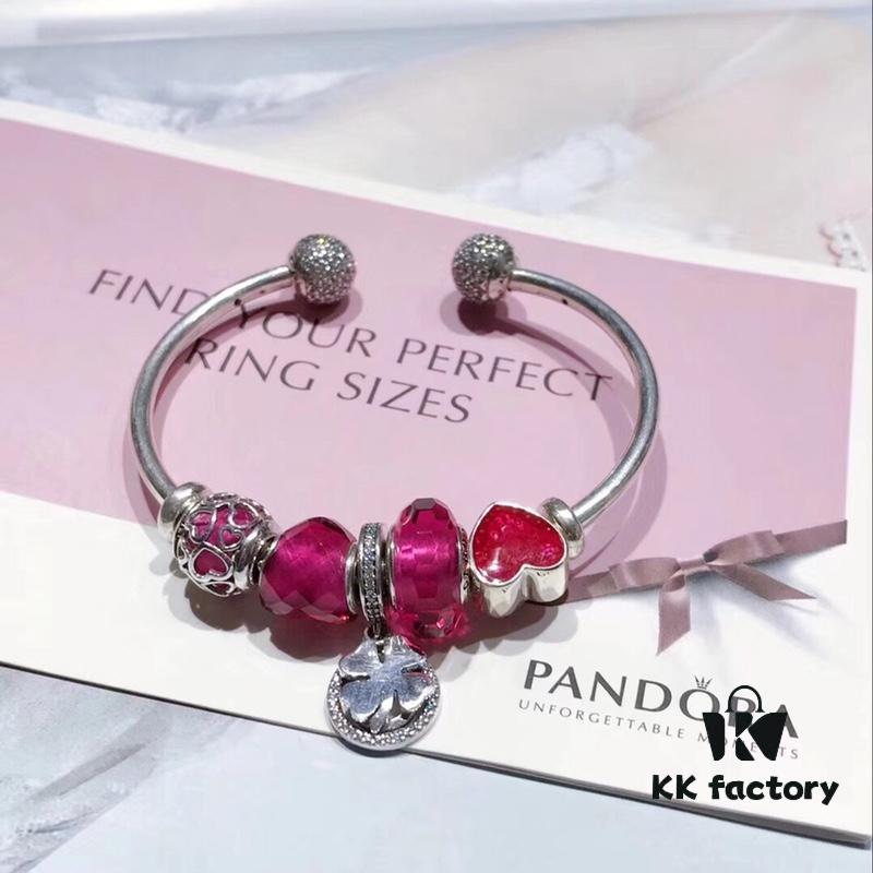 Pandora Enamel Red Clover New Arrival! Rose Red Faceted Glass, Heart-shaped Red Enamel, Sparkling Diamond Clover Pendant with Diamond-encrusted Open Bangle