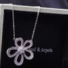 VCA Large Flower Necklace, I'm truly moved to tears by its beauty. After countless refinements, this final version features exquisite craftsmanship—the 925 silver edition, with details fully comparable to boutique versions, sparkling and stunning when worn.