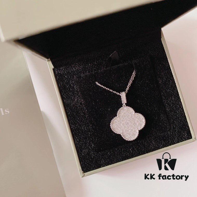 VCA Clover Necklace, Top-Quality Craftsmanship in Pure Silver Version, Outshines All Market Alternatives