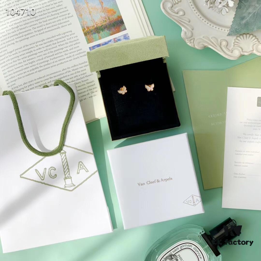 New Color  ️ Van Cleef & Arpels Alhambra Small Butterfly Stud Earrings, 925 Silver Version, Original Mold Design, Internal Data Processing, Identical in Shape, Size, Weight and Color to Boutique Authentic Version – Made of 925 Sterling Silver with Vacuum Electroplated 18K Gold, Pendant: 0.9cm