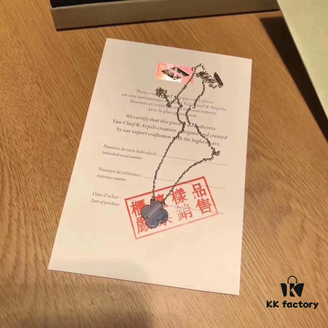 Van Cleef & Arpels Amethyst Chalcedony High-End Taste