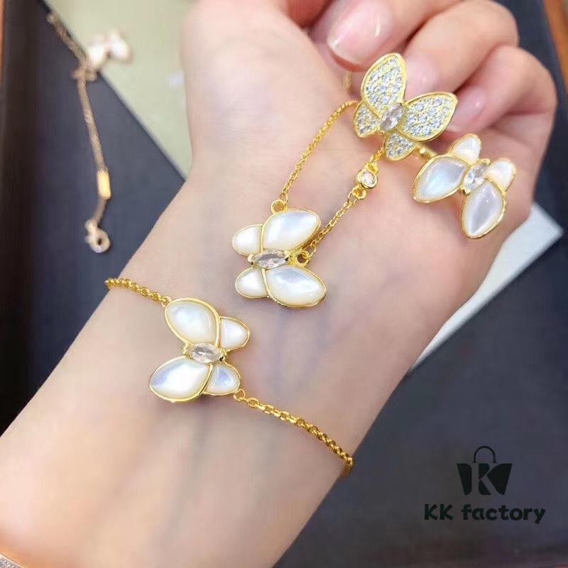 VCA Van Cleef & Arpels Natural White Mother-of-Pearl Butterfly Necklace, Bracelet, Ring, Original Clasp, Authentic Logo, Available in Rose Gold and Yellow Gold