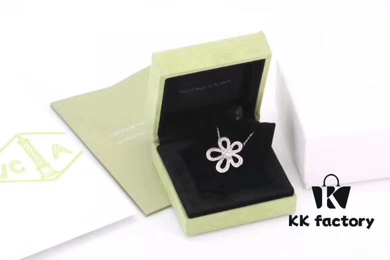 Popular Bestseller VCA Platinum Full Diamond Flower Design