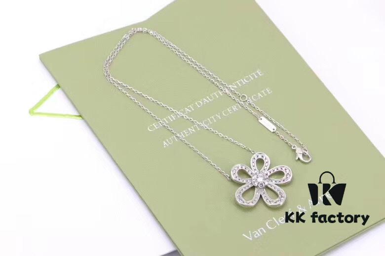 Popular Bestseller VCA Platinum Full Diamond Flower Design