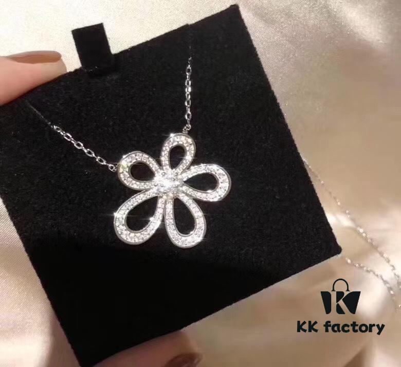 Popular Bestseller VCA Platinum Full Diamond Flower Design