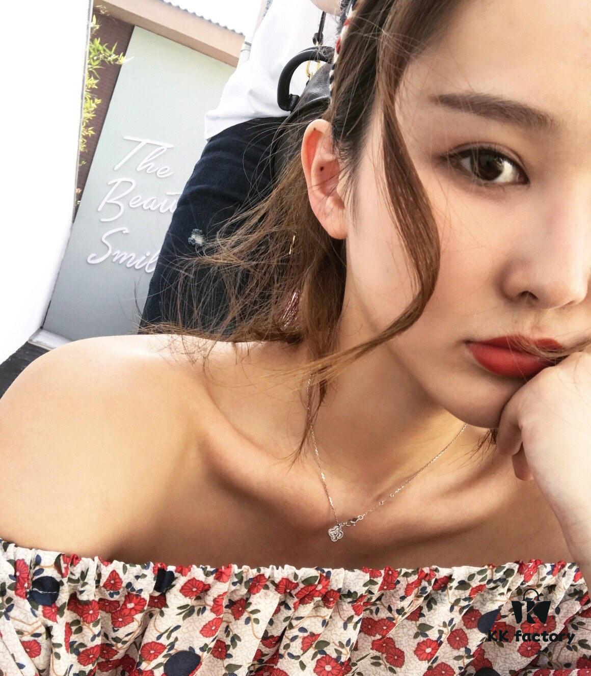 Mini Four-Leaf Clover Full Diamond Series, So Delicate with a Fresh and Innocent Girl-like Charm