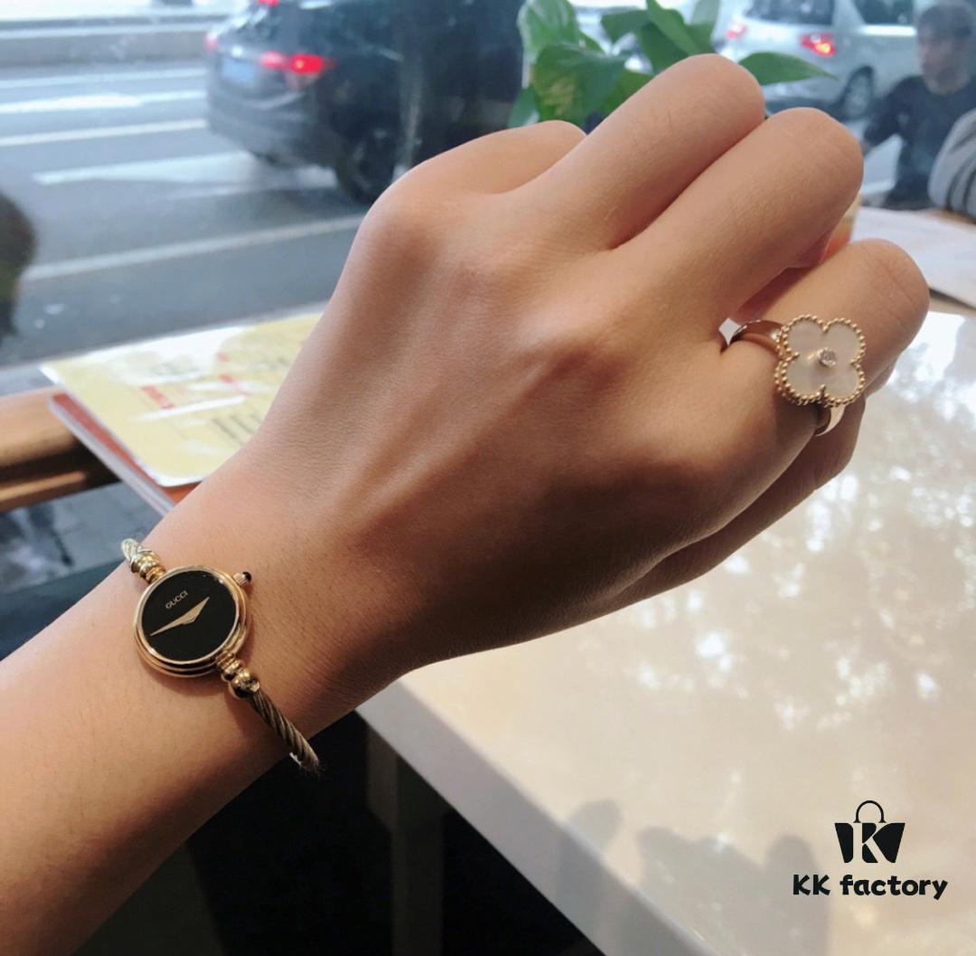 Clover Ring Inspired by Spring Rain, Featuring Yellow Gold Beaded Edge with Red Carnelian, Black Onyx, and White Mother-of-Pearl