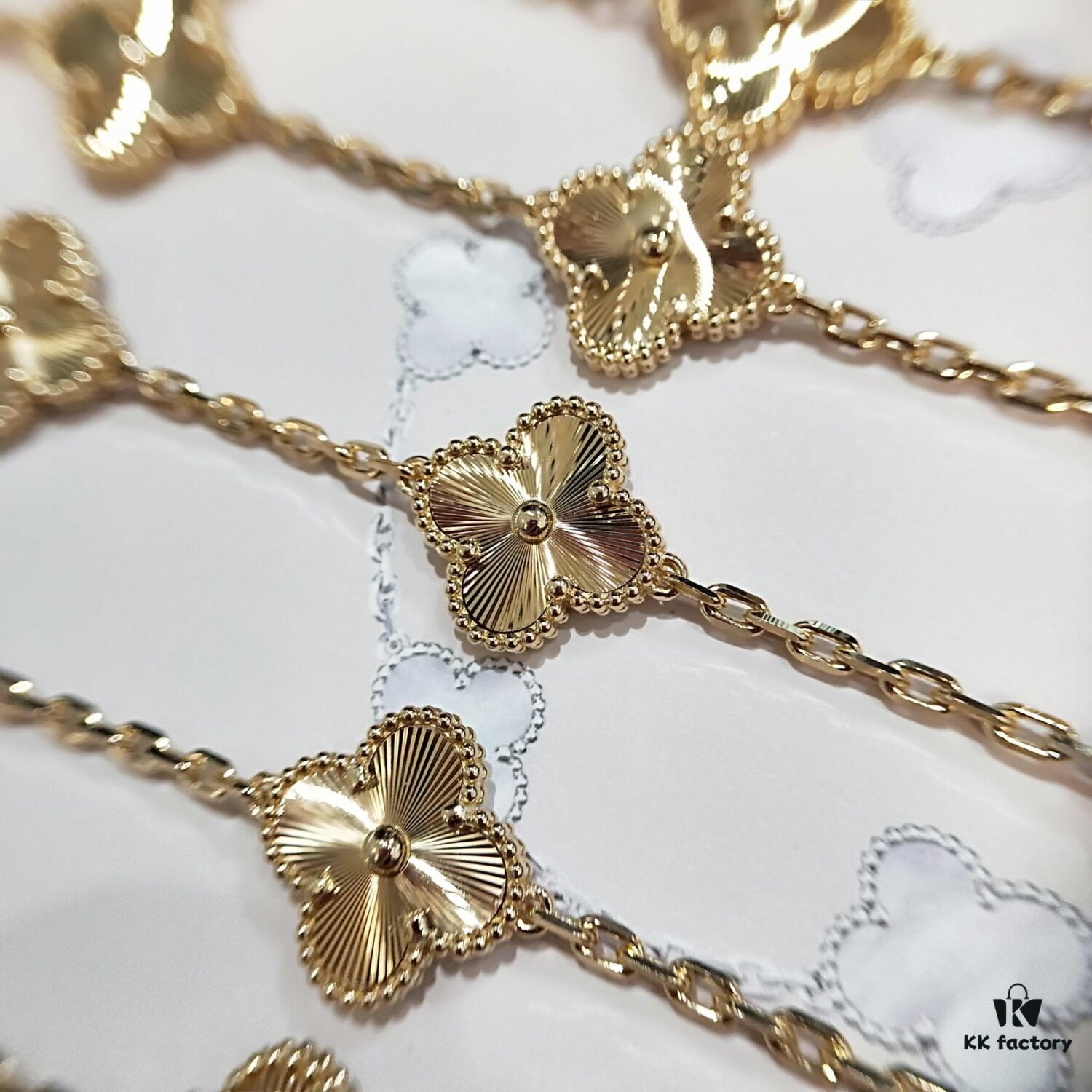 VCA All-Around V Gold Material, Golden Shine Comparable to ZP