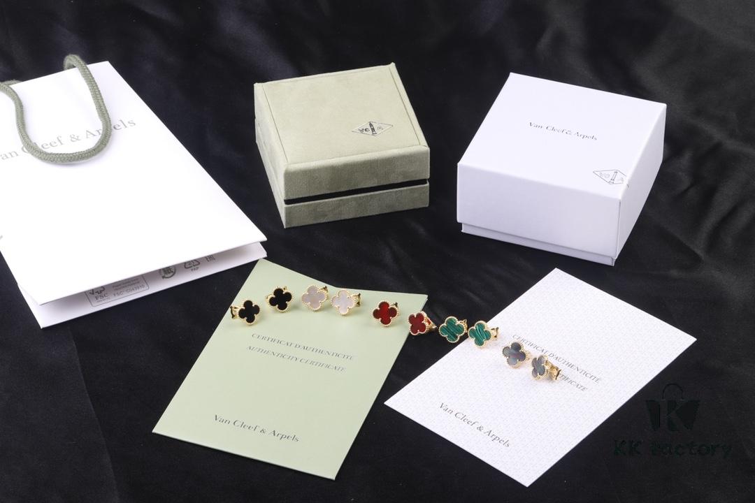 VCA New Version Rose Gold Natural Peacock Green White Shell Gray Shell Black Onyx Red Carnelian Diamond-Free Ear Studs, High-End Market Edition ‼️‼️👍🕊🐚 1:1 High Custom 925 Sterling Silver 🕊🐚 VCA Van Cleef & Arpels Limited Edition V Four-Leaf Clover Leaf, Cabinet Limited Edition, Perfect for Travel, Absolutely Essential. Original Lobster Clasp 😍 Top-Tier Quality on the Market 🐂🔥🔥