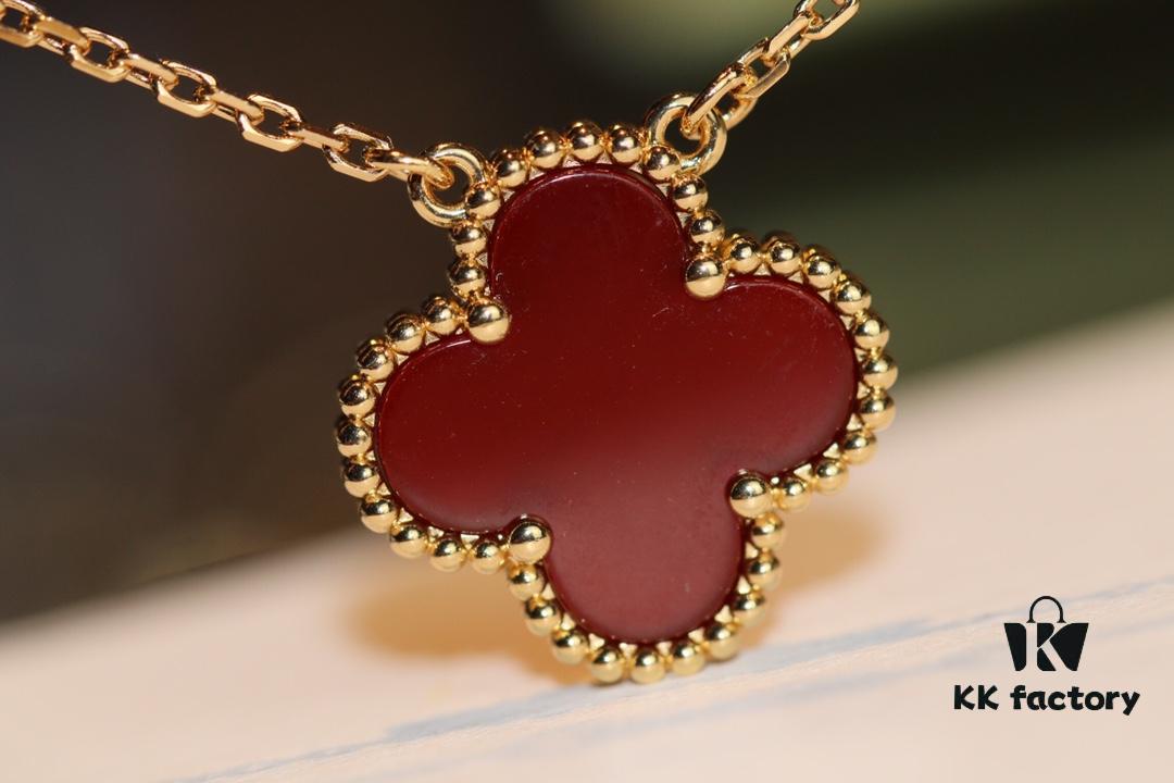 Don't Speak, Shh... 🤫 Look at Our VCA Necklace