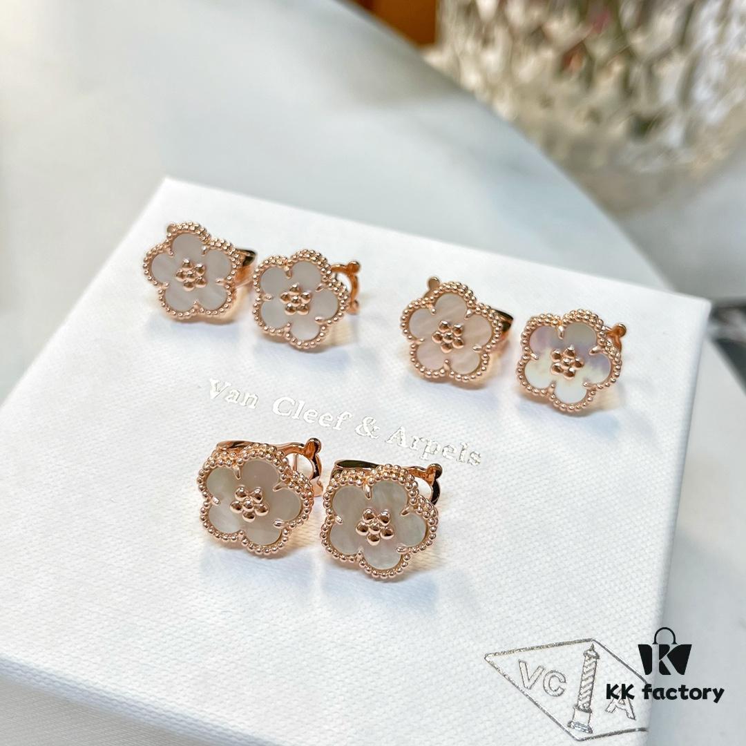 ❗️New Hot Product❗️ 2021 New Lucky Spring Collection Van Cleef & Arpels Lucky Spring Series Plum Blossom Clip-On Earrings