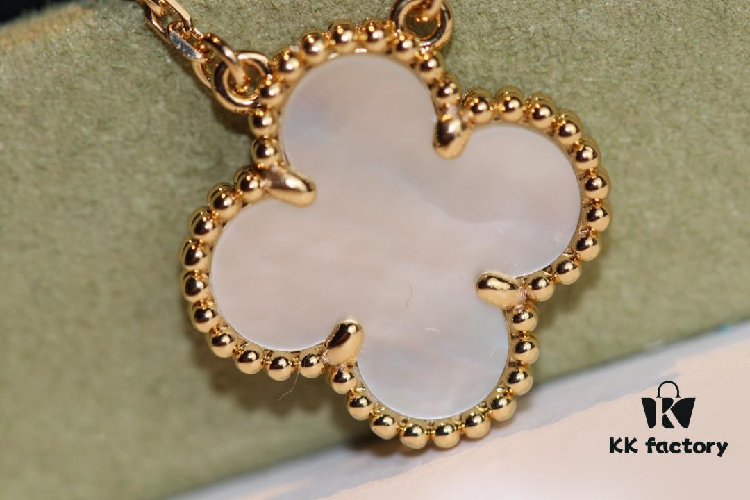 Don't Speak, Shh... 🤫 Observe Our VCA Necklace Crafted with Deep-Sea White Pearl Oyster Shell