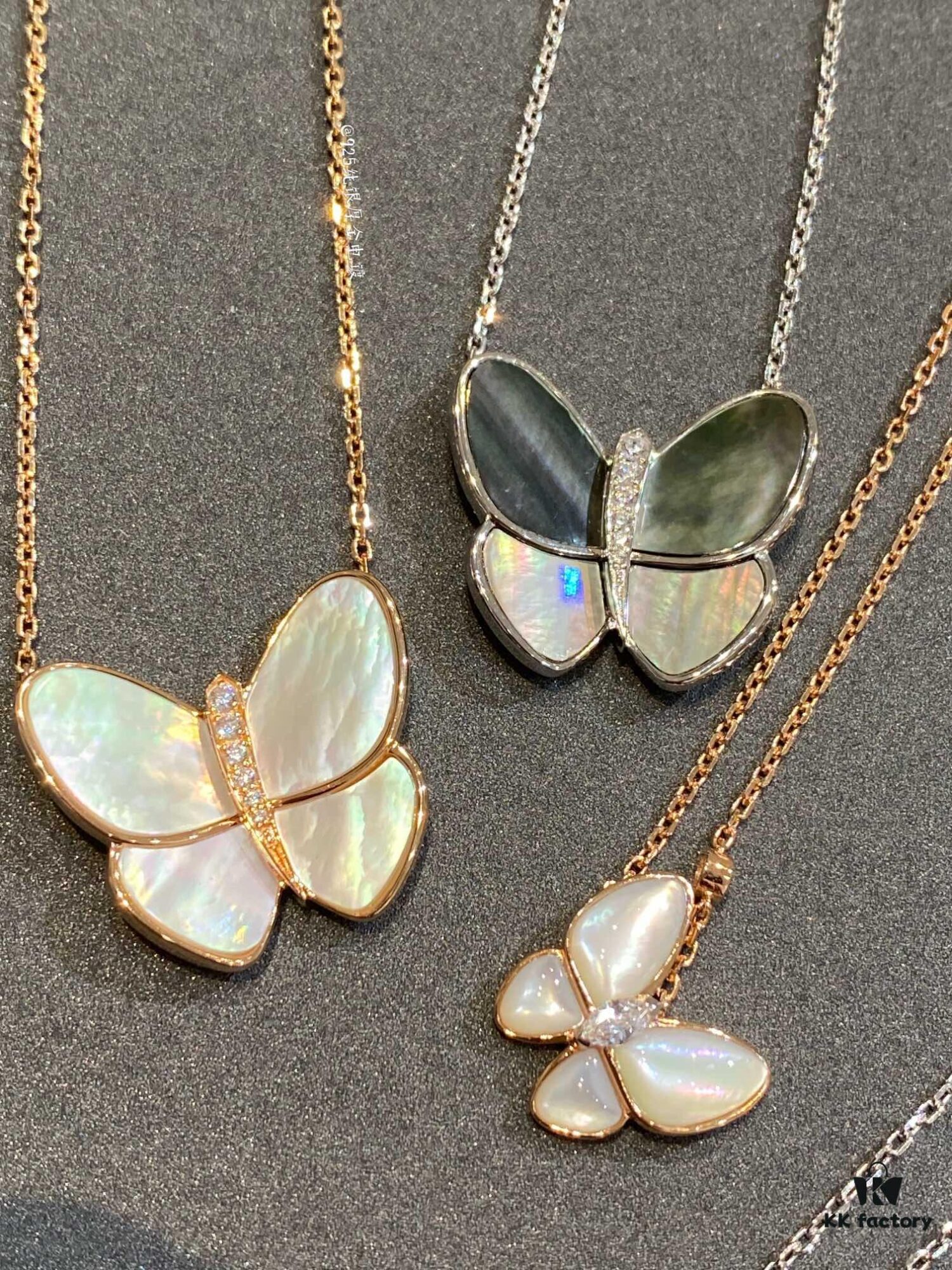 Vca Luxury Pendant, In Stock, Jewelry Craftsmanship