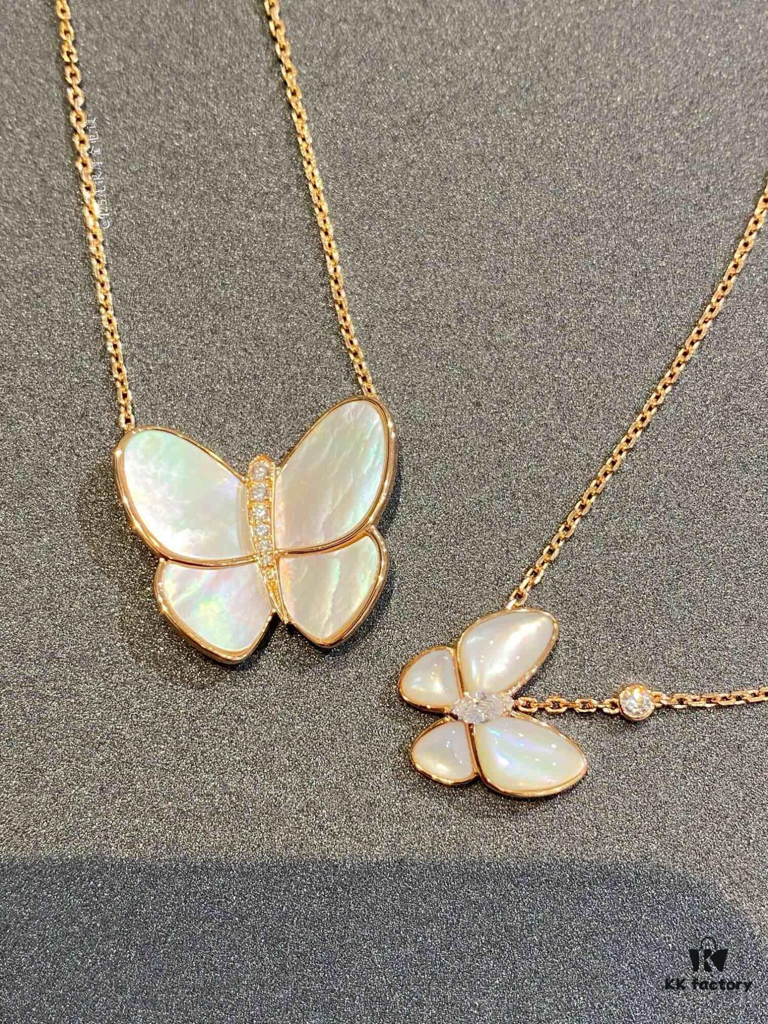 Vca Luxury Pendant, In Stock, Jewelry Craftsmanship