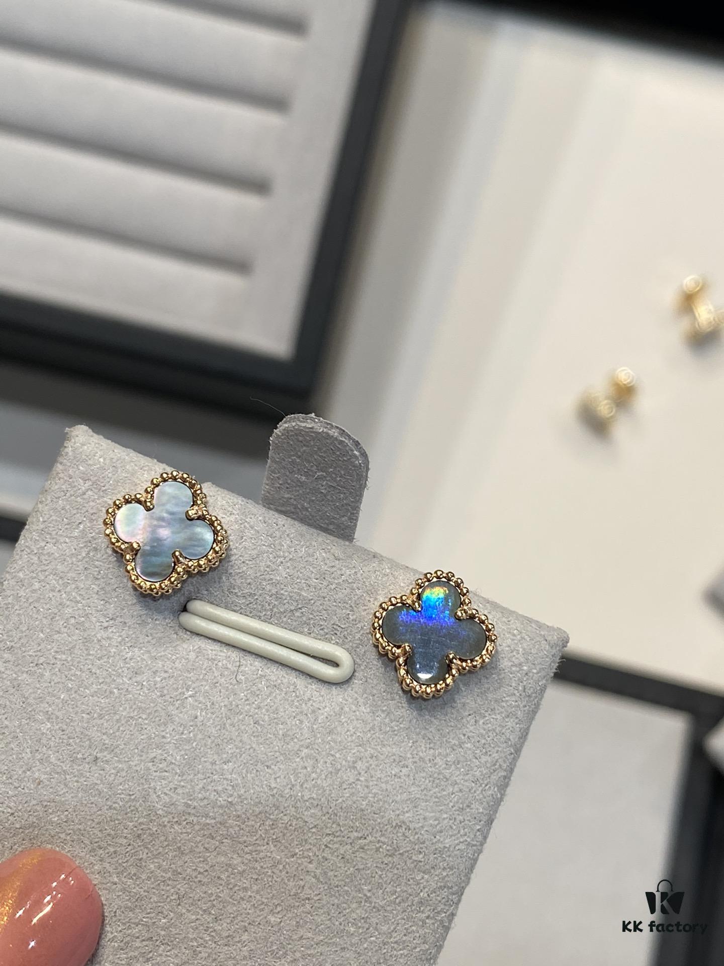 Mini Four-Leaf Clover Gray Shell