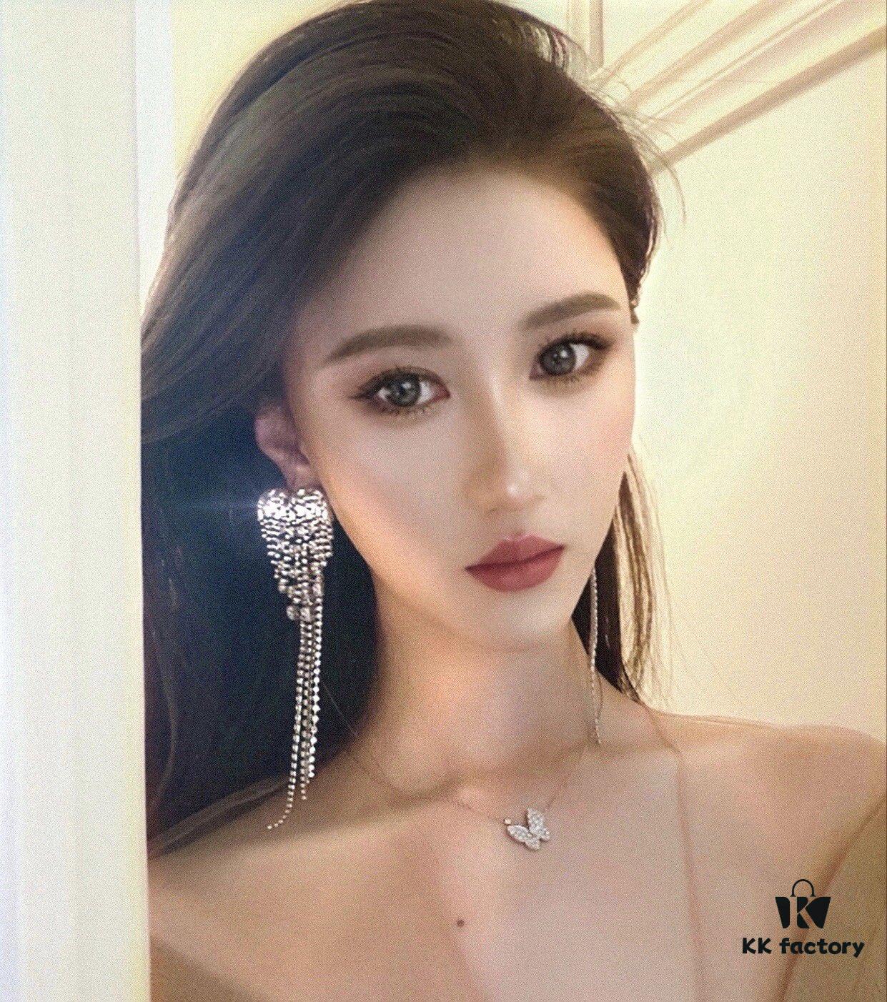 Bestseller 🔥 VCA Marquise Cut Butterfly Necklace 🦋 Popular Celebrity Style ❤️