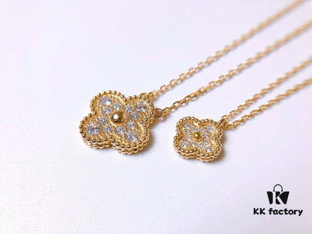 VCA Full Diamond Four-Leaf Clover Necklace in Medium vs Small Size 🍀