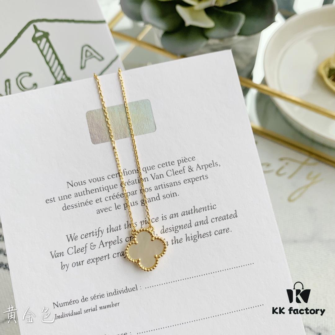 Christmas Gift 🎁 Van Cleef & Arpels Alhambra Clover Necklace with Natural Black Onyx, Red Jasper, White Mother-of-Pearl, and Malachite in Rose Gold, Yellow Gold, and White Gold Plated 925 Sterling Silver from Germany