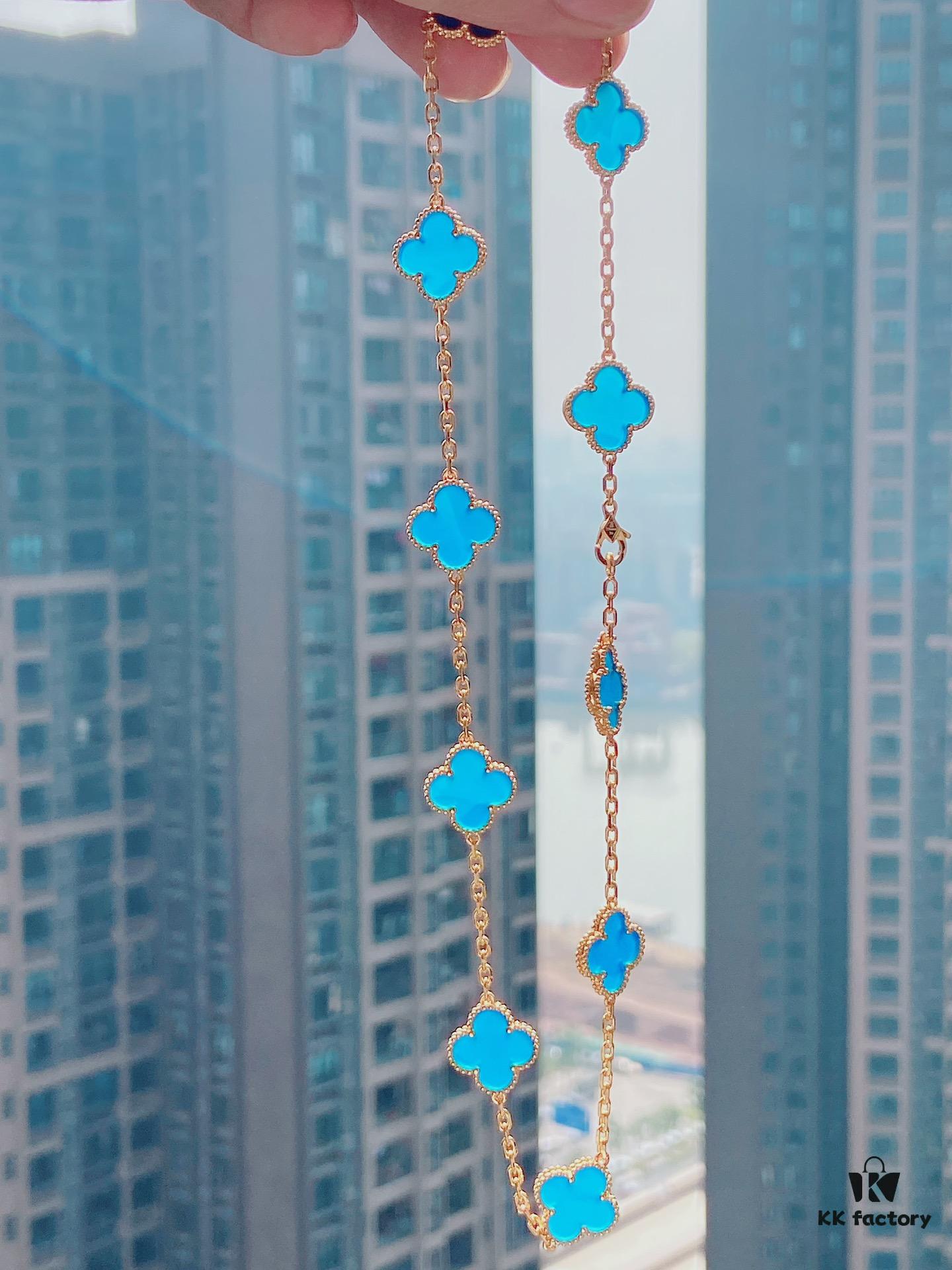 VCA Alhumbert Vintage Ten-Flower Yellow Gold Blue Chalcedony Necklace