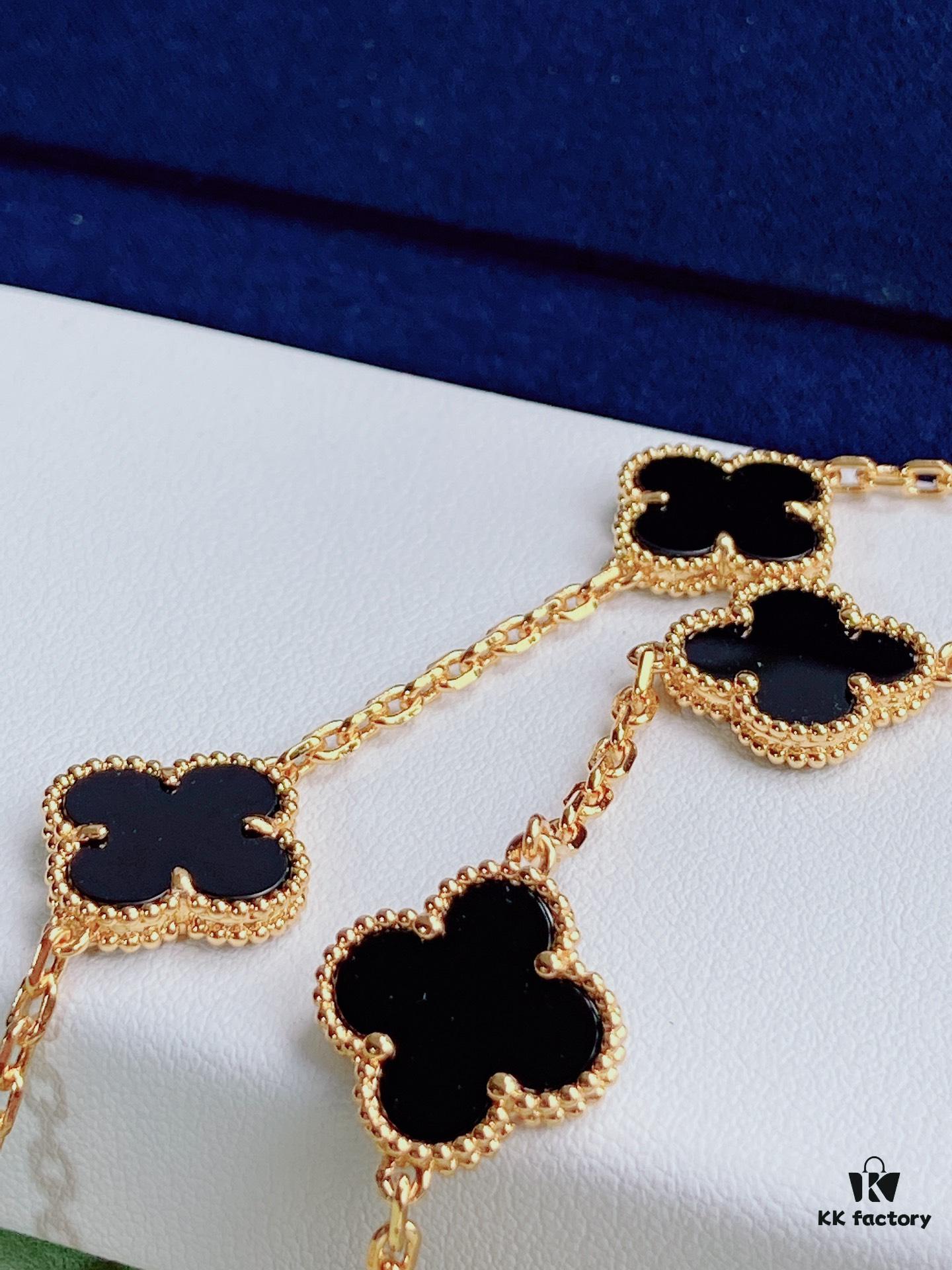 VCA Alhumbert Vintage Ten-Flower Yellow Gold Black Onyx Necklace