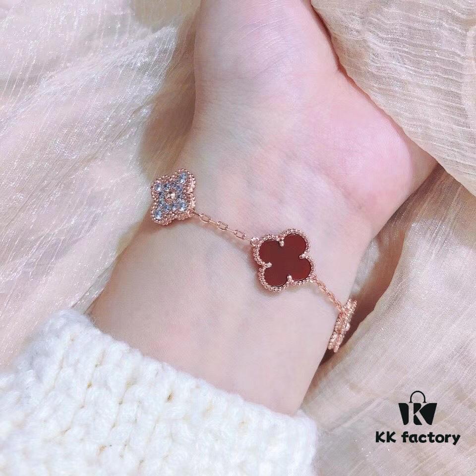 VCA Wearing Image, Classic Alhambra Five-Petal Bracelet