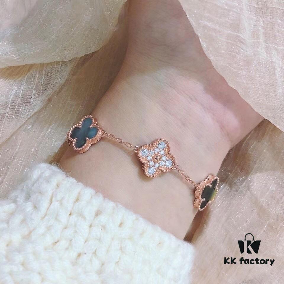 VCA Wearing Image, Classic Alhambra Five-Petal Bracelet