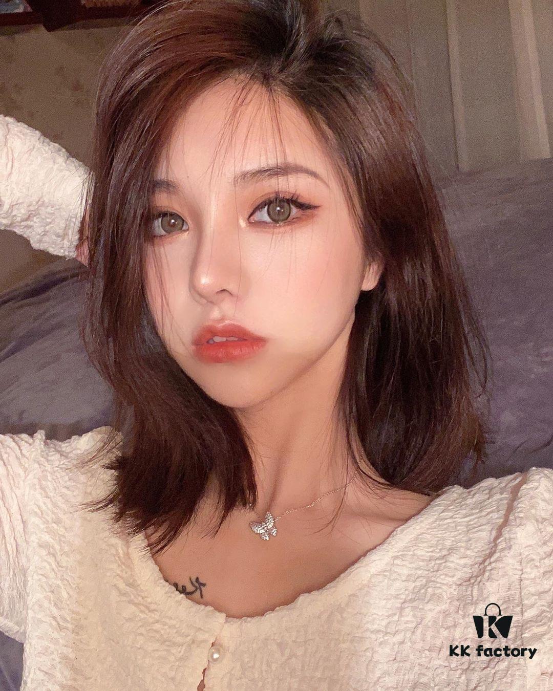 VCA Classic Full Diamond Butterfly Necklace, Luxurious and Elegant Design, Universally Flattering, Must-Have for VCA Enthusiasts